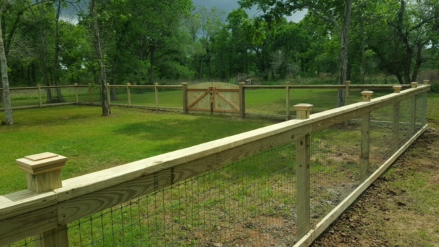 2RailWireRanch.JPG